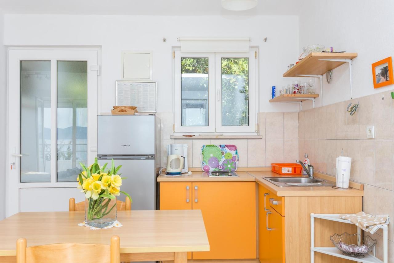 Apartments By The Sea Zivogosce - Porat, Makarska - 20207 Igrane Exterior photo
