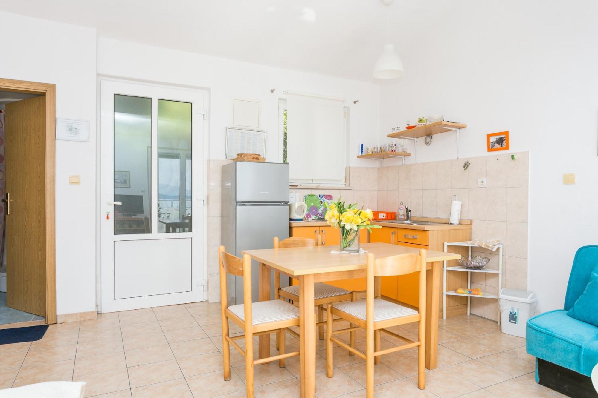 Apartments By The Sea Zivogosce - Porat, Makarska - 20207 Igrane Room photo